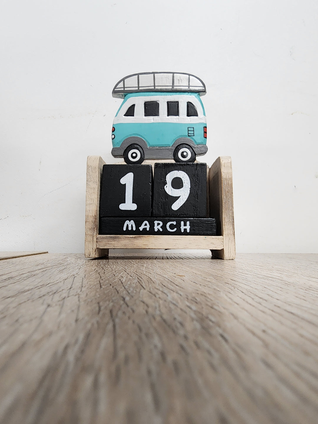 Surfing Kombi Calender