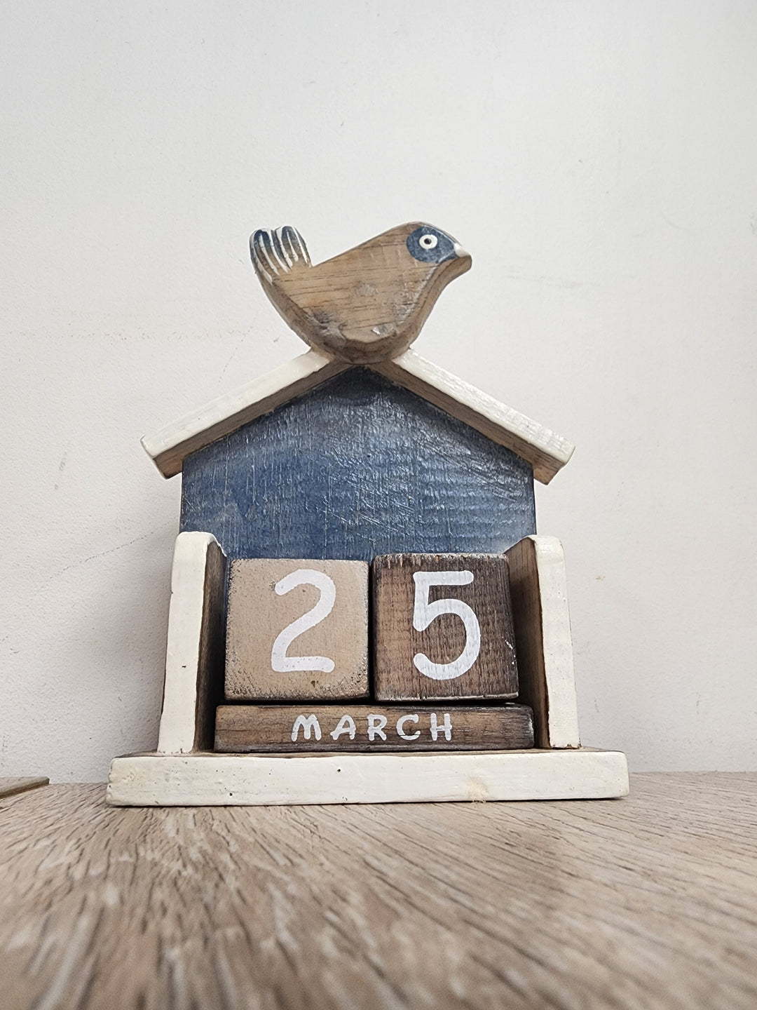 Birdhouse Calender